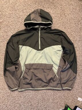 Wrangler Olive, Light Olive & Gray Pullover Windbreaker Jacket